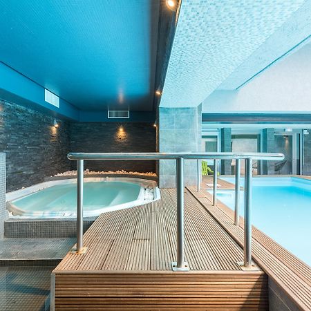 Hotel Brise De Mer - Piscine Interieure & Exterieure Saint-Raphaël Екстериор снимка