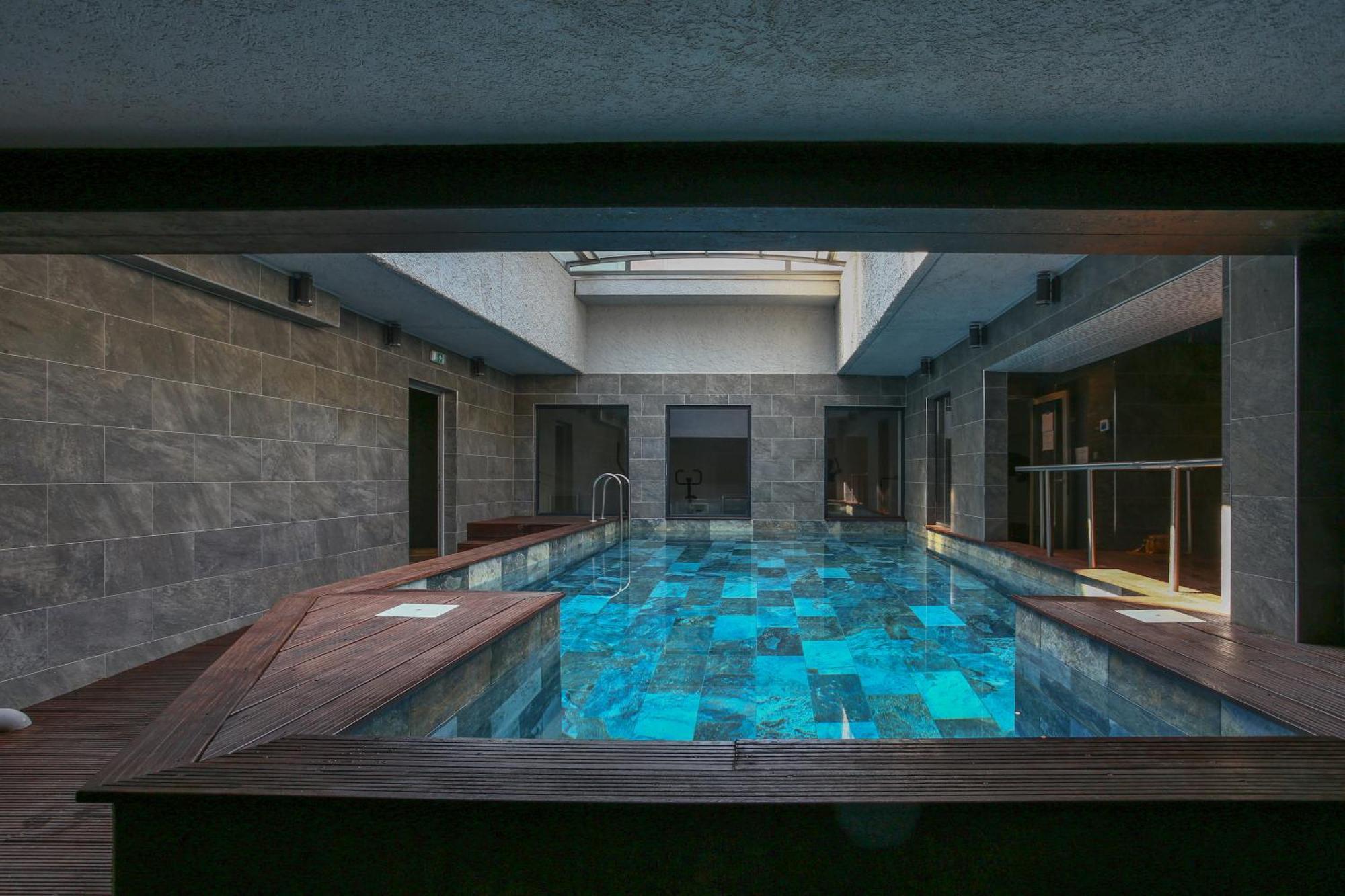 Hotel Brise De Mer - Piscine Interieure & Exterieure Saint-Raphaël Екстериор снимка