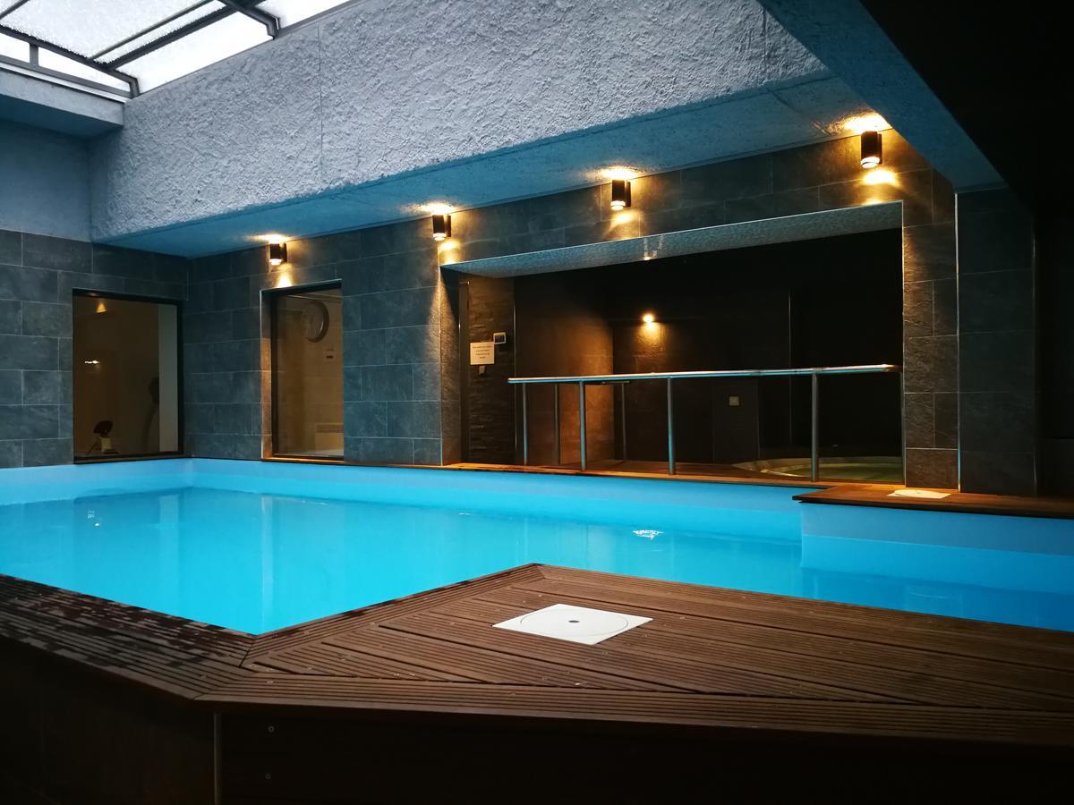Hotel Brise De Mer - Piscine Interieure & Exterieure Saint-Raphaël Екстериор снимка